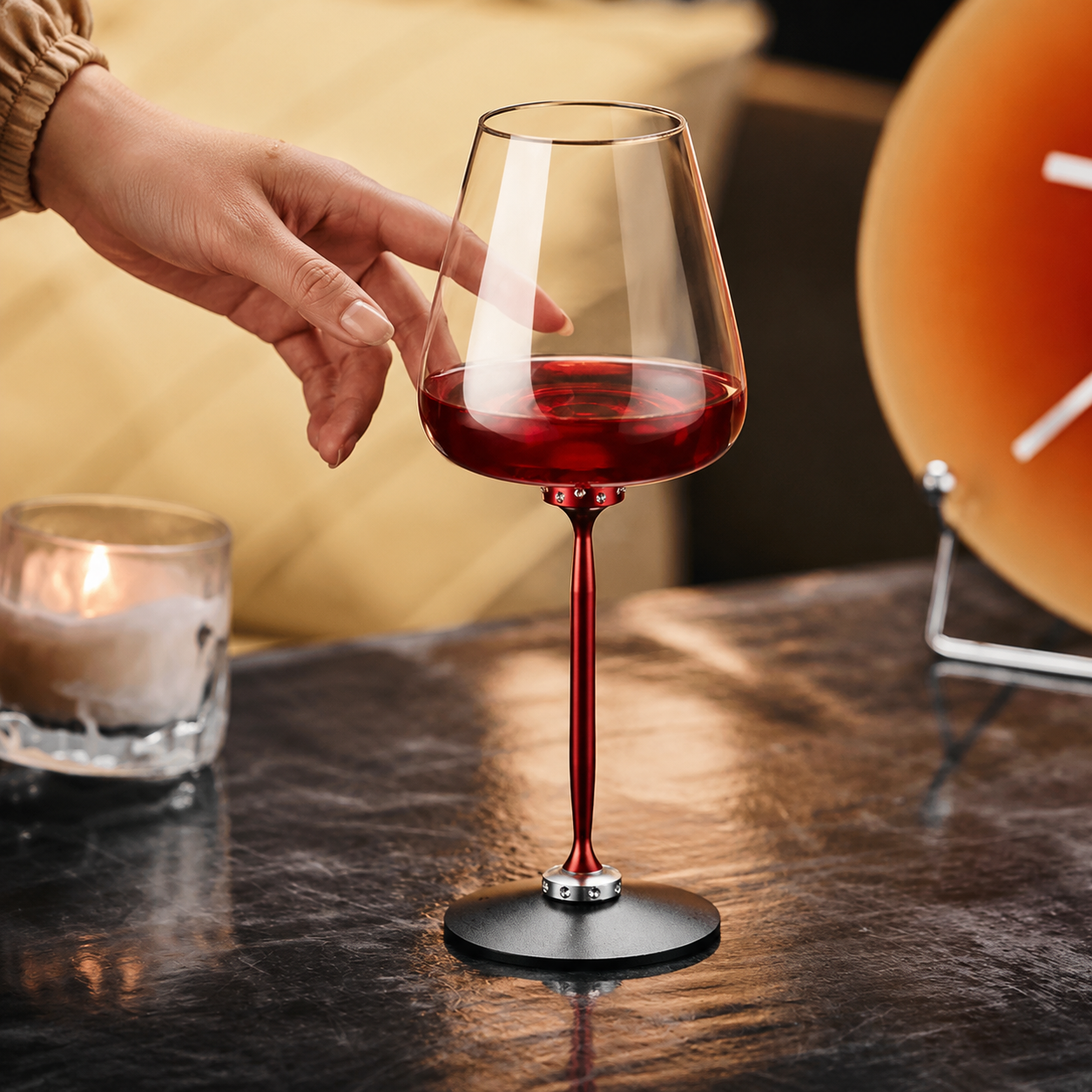 The Mizuro Swirl | Spinning Crystalline Wine Glass